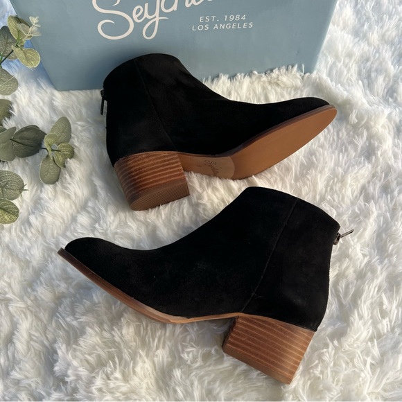 Seychelles, floodplain suede black bootie, size 6 - Picture 2 of 16